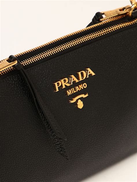 borsa prada tracolla prezzo|borse a tracolla prada.